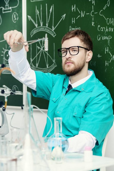 quimica descriptiva que estudia